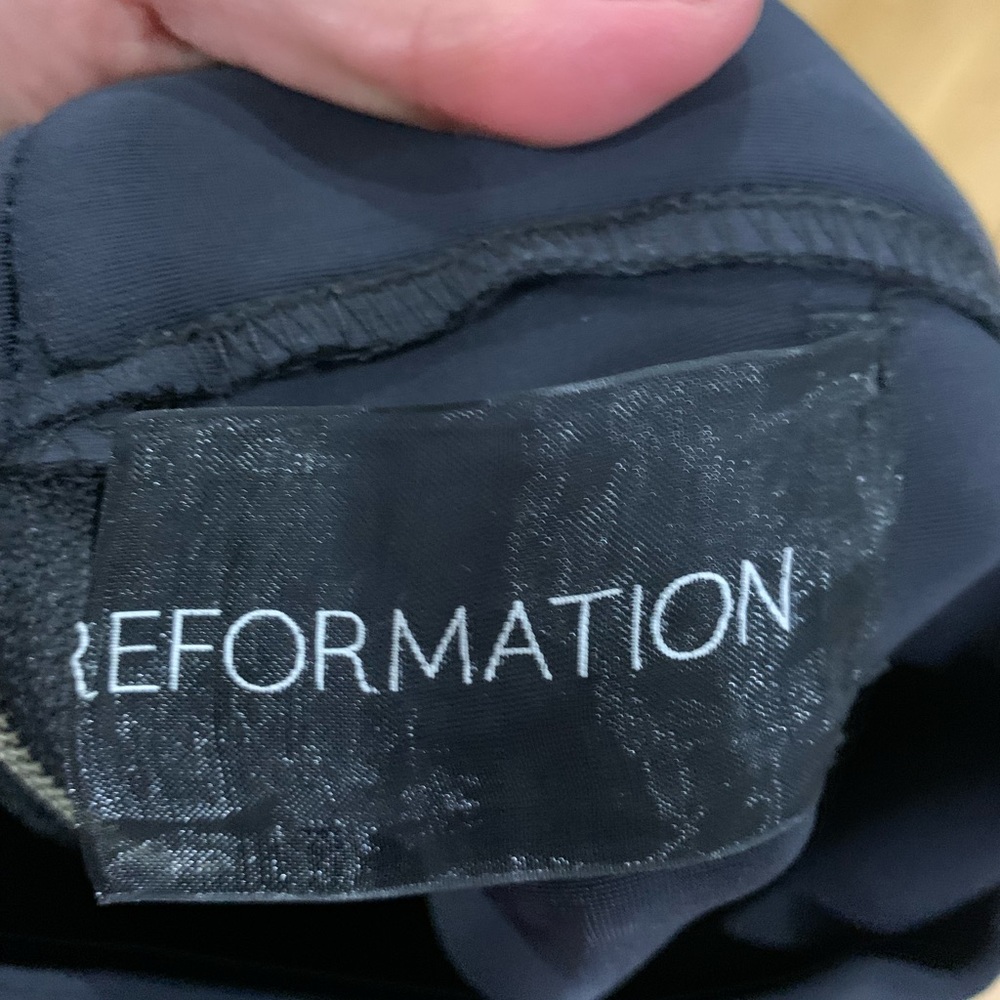 Reformation leggings. Excellent condition only worn a couple of times. Size M